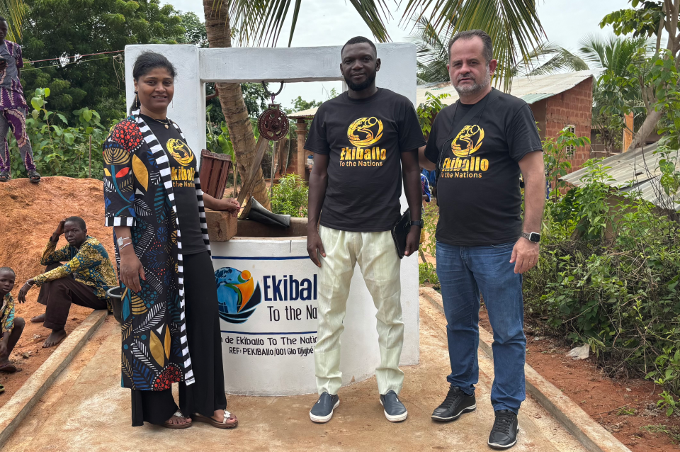 Segundo Poço Sendo Aberto no Benin através da Missão Ekiballo To The Nations (ETTN)